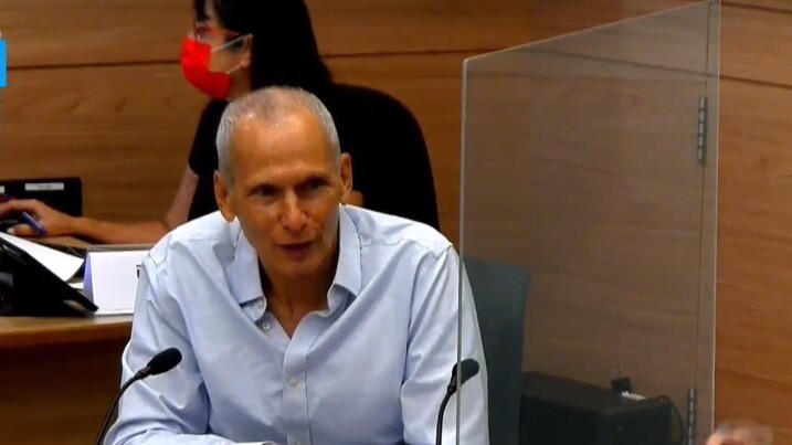 השר בר-לב על החלטת השלום: "שינוי בסטטוס קוו יסכן את שלום הציבור" (צילום: ערוץ כנסת ) עמר בר לב בועדה לביטחון פנים