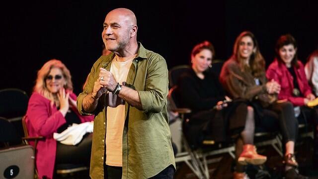 ''אתגר גדול''. דביר בנדק ב'כל הדברים הטובים' (צילום: תומר אפלבאום) ''אתגר גדול''. דביר בנדק ב'כל הדברים הטובים'