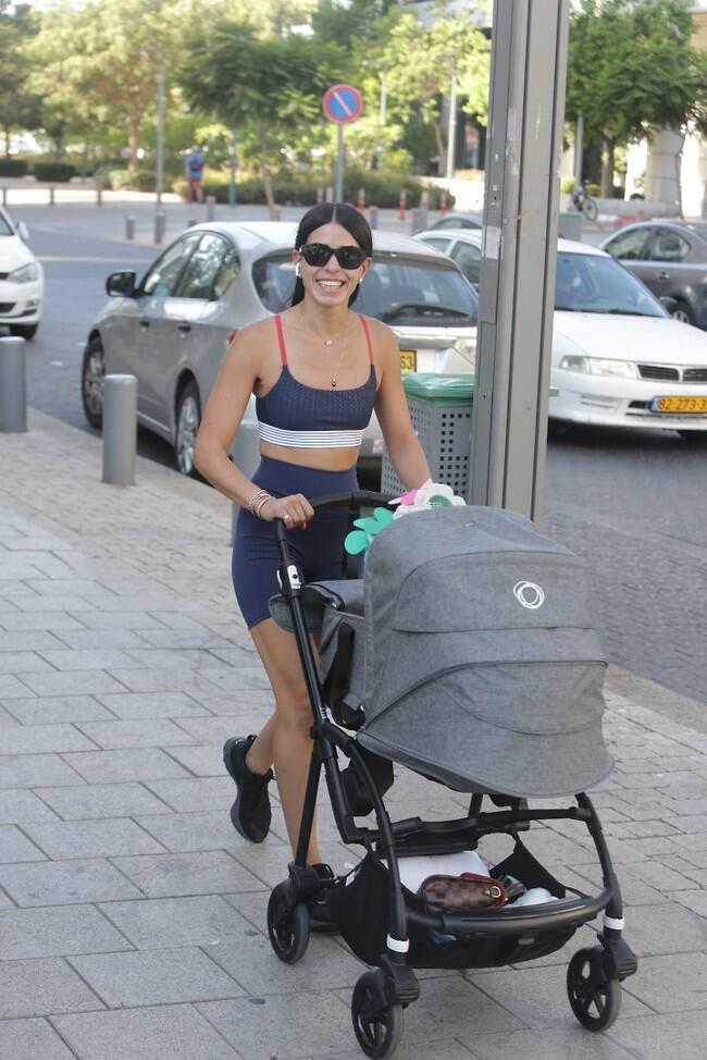 מתה על המצלמה (צילום: מוטי לבטון) מתה על המצלמה