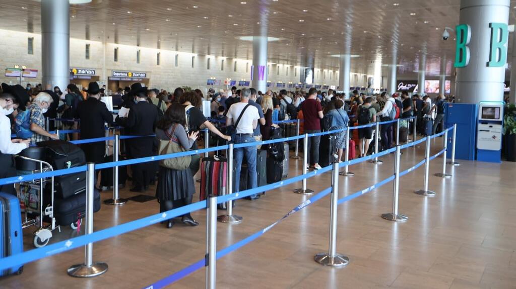חניוני הטווח הקצר נסגרו. נתב"ג (צילום: מוטי קמחי) עומסים בנתב"ג
