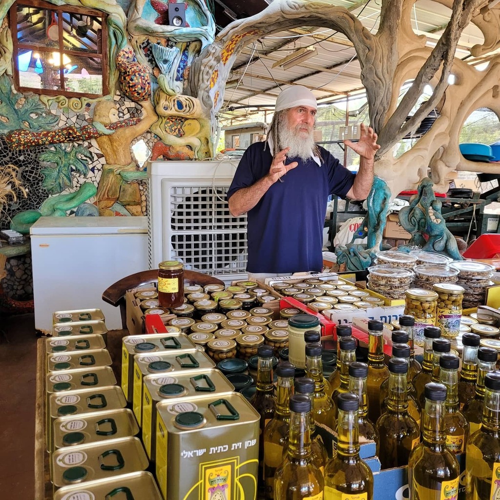 פינת חמד סודית. נבו כהן (צילום: שירי ברוק-שגיא) אחלה זית