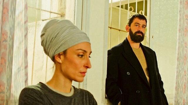 כהן בסדרה ''עלומים''. ואף מילה על ''ארץ נהדרת'' (צילום: באדיבות כאן 11) כהן בסדרה ''עלומים''. ואף מילה על ''ארץ נהדרת''