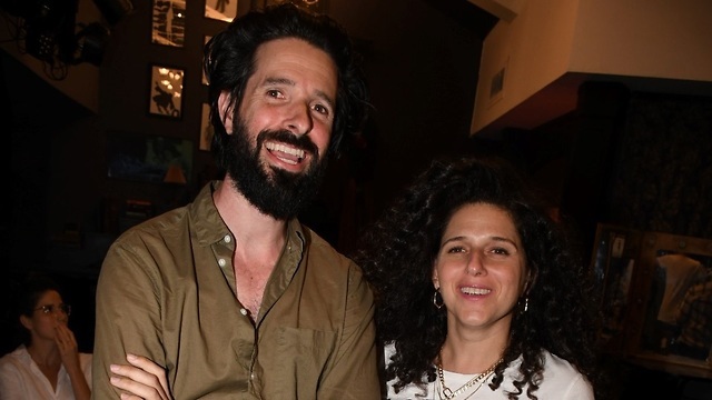 נועה קולר ארז דריגס 
