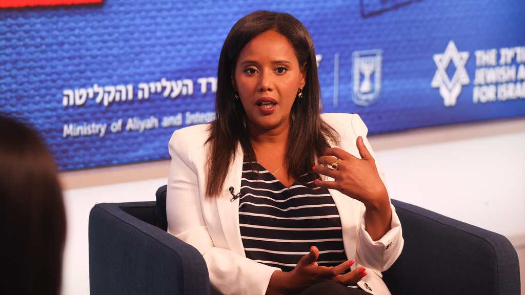 השרה פנינה תמנו שטה בוועידת "עולים מכל הלב" (צילום: יריב כץ) פנינה תמנו שטה