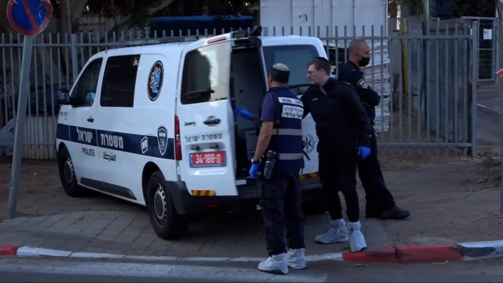 צילום: נדב אבס זירת רצח איש העסקים ברחובות