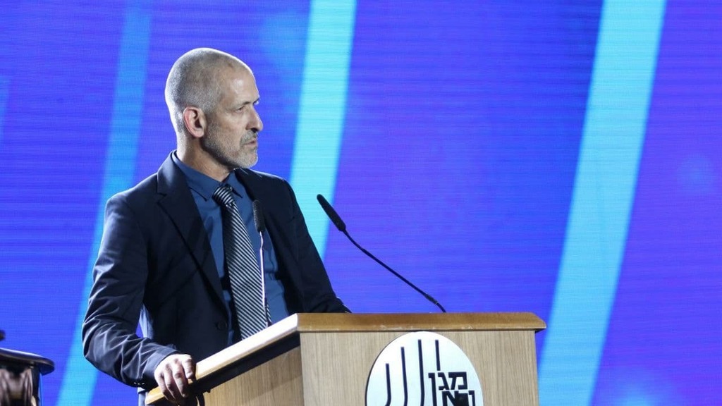 ראש שב"כ הנכנס בר בטקס הפרידה מארגמן (צילום: תקשורת שב"כ) ראש שב"כ הנכנס בר בטקס הפרידה מארגמן