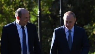 ראש הממשלה נפתלי בנט עם נשיא רוסיה ולדימיר פוטין