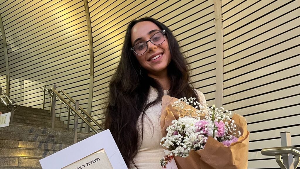 "התואר לא גזל ממני את הילדות". שני מאור