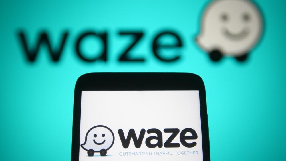 Waze (Photo: Shutterstock) אפליקציית ווייז