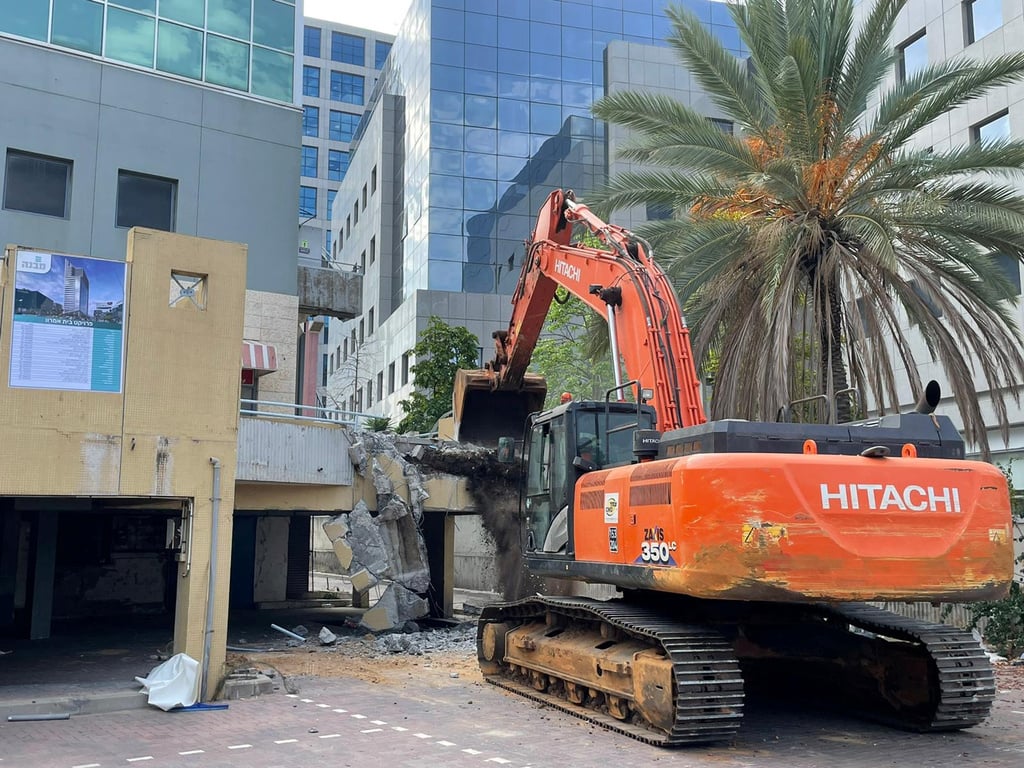 הריסת בית אמרון (צילום: משה עמאר motion)) הריסת בית אמרון