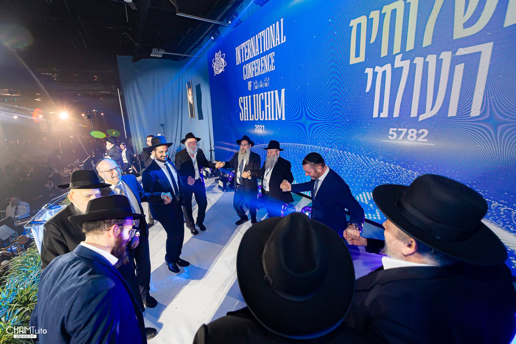 Iranian Jewish Chief Rabbi Yehuda Gerami at the International Conference of Chabad-Lubavitch Emissaries (Photo: Haim Twitto) השלוחים מרחבי העולם רוקדים. הרב יהודה גרמי, רבה הראשי של איראן