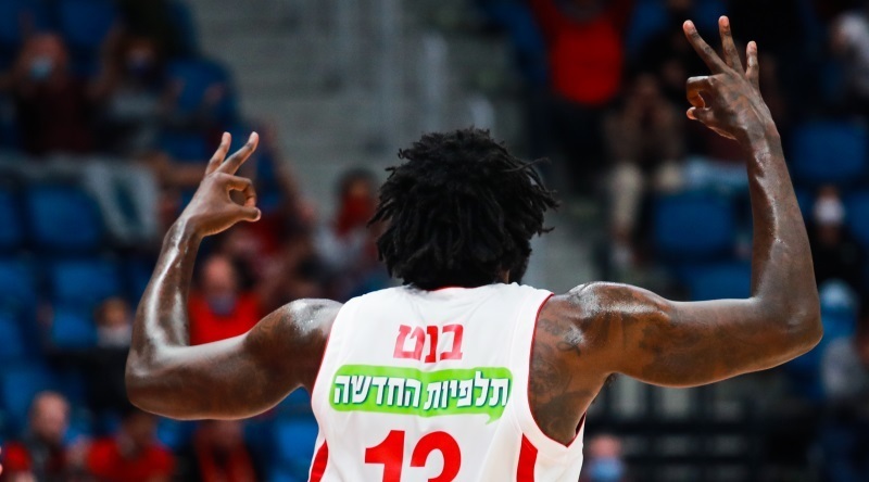אנתוני בנט חוגג (אורן בן חקון) אנתוני בנט חוגג