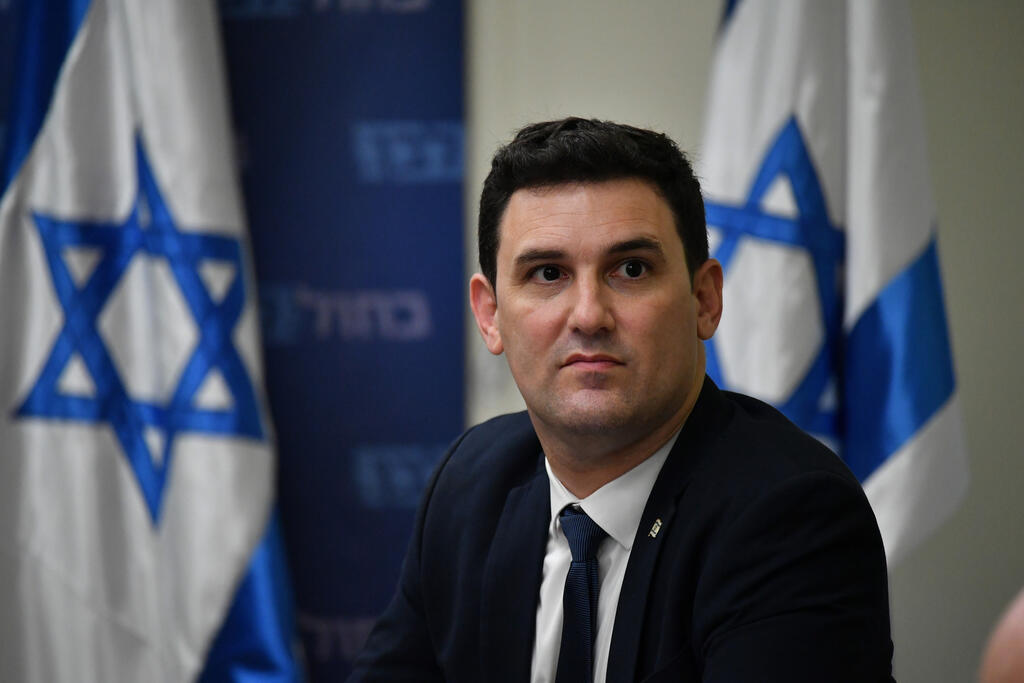 "לא התפרשנו על חיילי צה"ל". גינזבורג (צילום: יואב דודקביץ') ישיבת סיעה כחול לבן