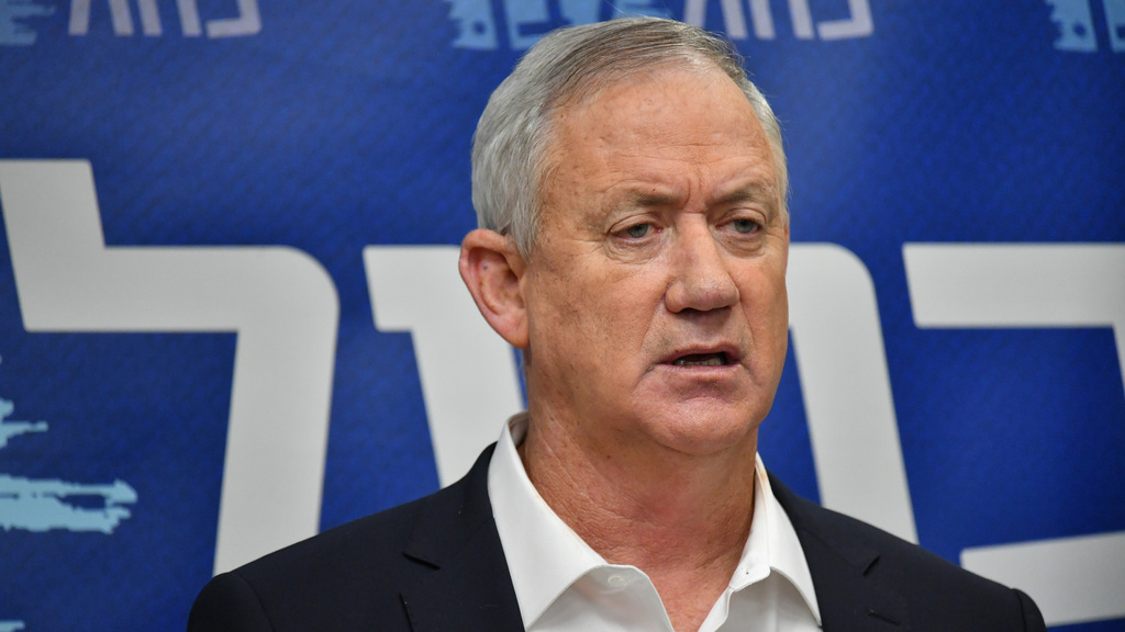 שר הביטחון גנץ (צילום: יואב דודקביץ') ישיבת סיעה כחול לבן