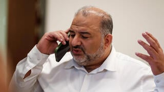  מנסור עבאס 
