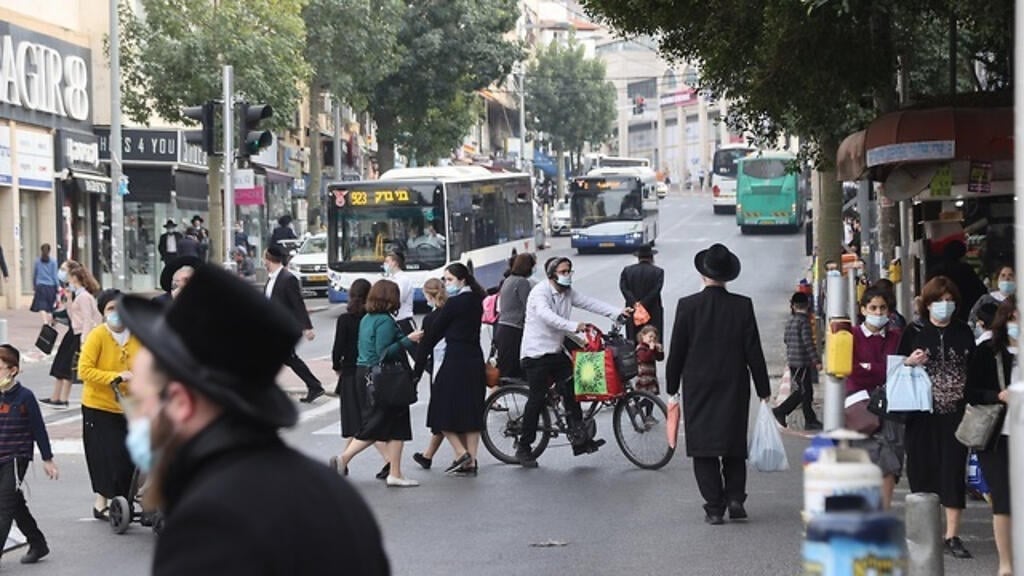 A street in the predominately ultra-Orthodox city of Bnei Brak (Photo: Yariv Katz) רחוב בבני ברק