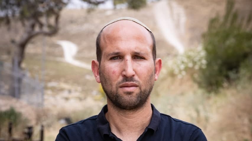 "הייתי הולך ברחוב וזה כל הזמן היה לי מול העיניים". אליעזר קושיצקי (צילום: אלכס קולומויסקי) אליעזר קושיצקי