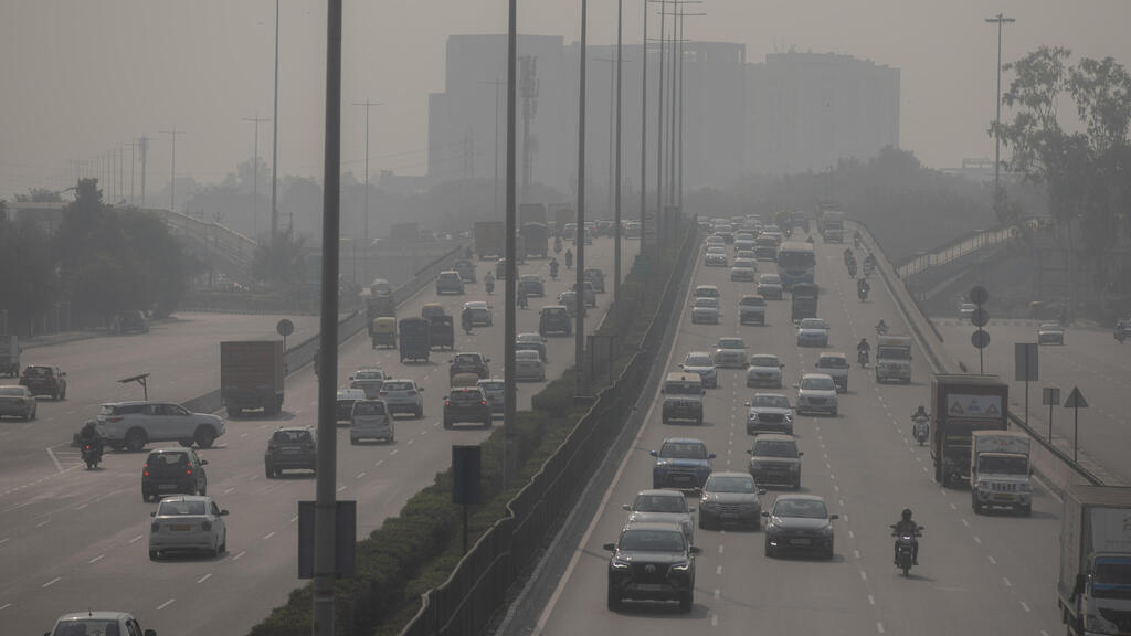 Air pollution (Photo: AP) זיהום אוויר בהודו