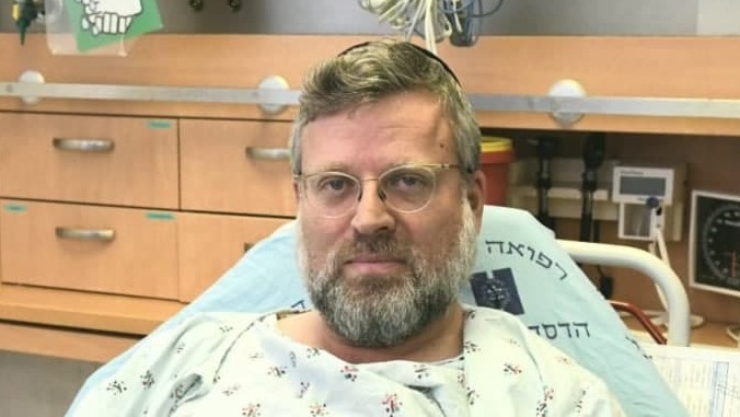 זאב קצנלבוגן שנפגע בידו בפיגוע ירי הבוקר בשער השלשלת