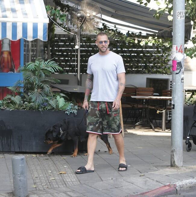 החיוך בשבילנו? (צילום: מוטי לבטון) החיוך בשבילנו?