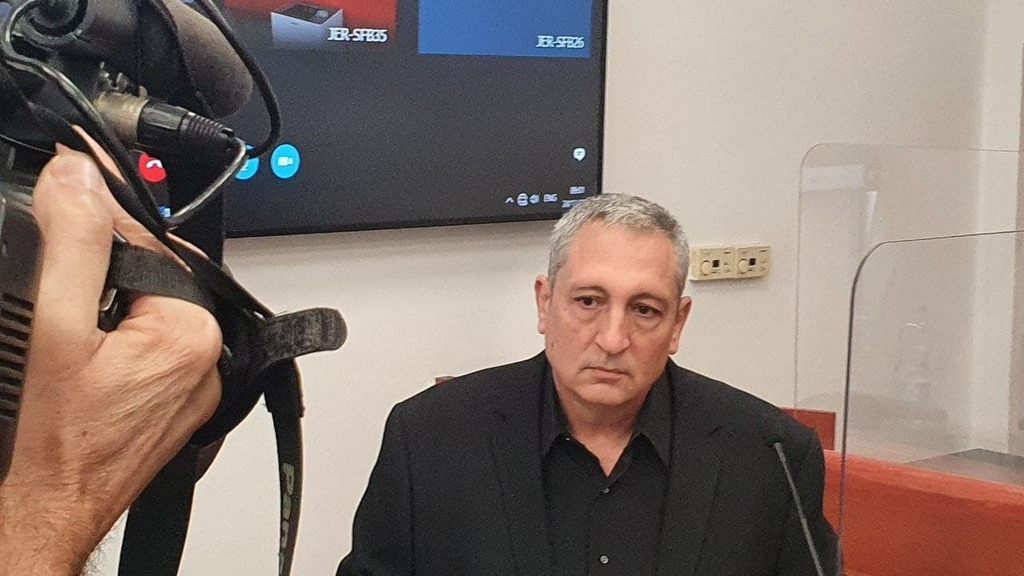 ניר חפץ, הבוקר (צילום: גלעד מורג) ניר חפץ