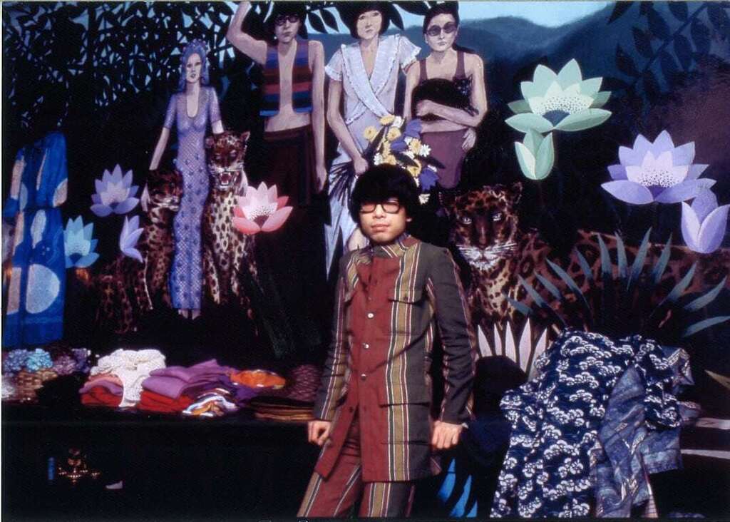 קנזו טקדה בחנות הראשונה שלו Jungle Jap
