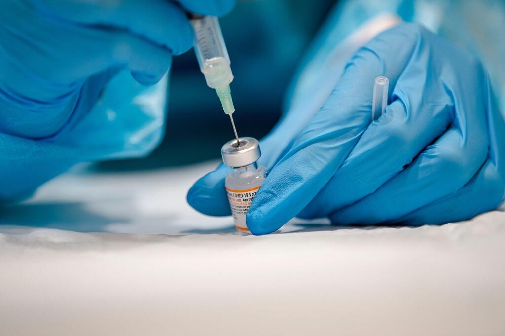 Pfizer-BioNTech COVID vaccine (Photo: AFP) חיסון קורנה