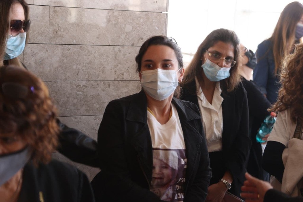 האם לירון דרור בבית המשפט (צילום: מוטי קמחי) לירון דרור בבית המשפט