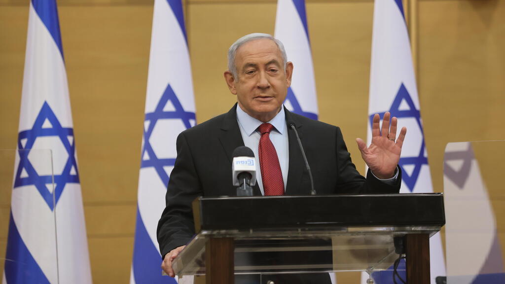 "אף אחד בעולם לא סופר את הממשלה". נתניהו (צילום: אלכס קולומויסקי) ישיבית סיעת הליכוד