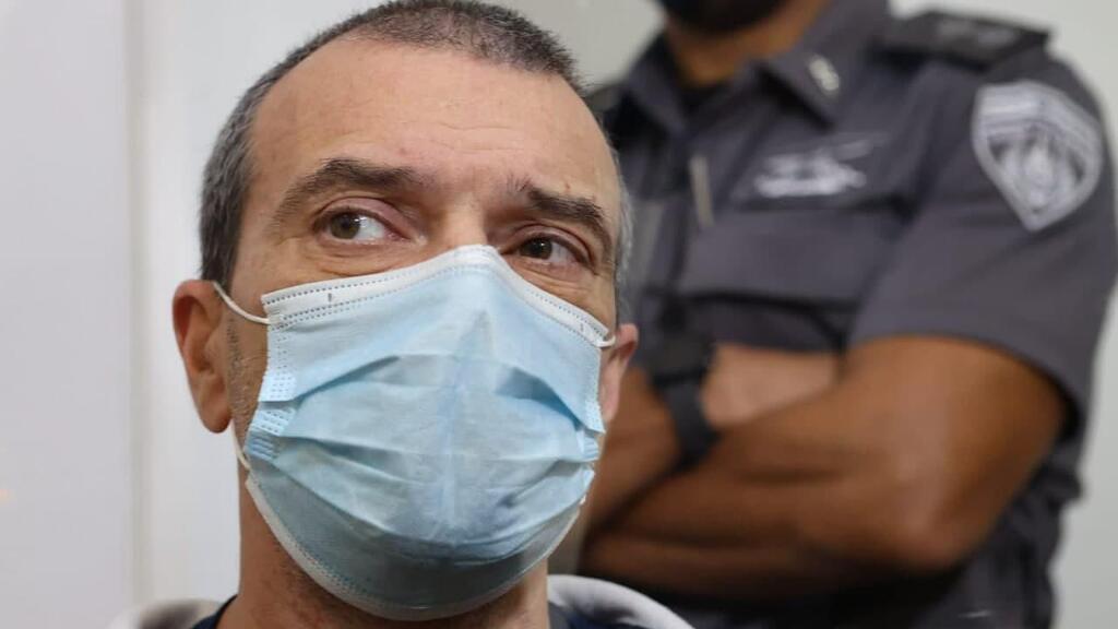 אדוארד קצ'ורה. "אם יוטל איפול על ההליך המשפטי, הדבר יאפשר למסך את אשמתו" (צילום: גיל נחושתן ) אדוארד קצ'ורה בהגשת כתב האישום