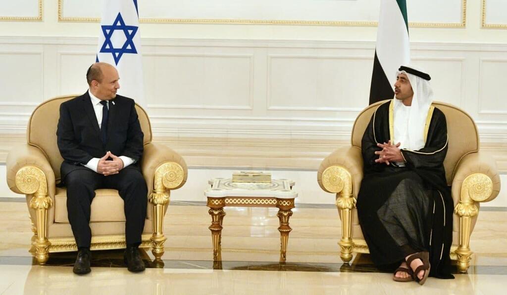 נפתלי בנט עם שר החוץ של איחוד האמירויות, שייח' עבדאללה בן זאיד