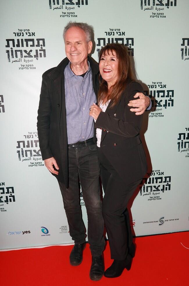 פגוש את העיתונות. רינה  מצליח מפרגנת