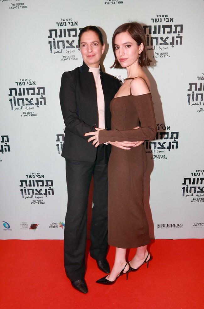 אז כמה פעמים צפיתן כבר בסרט? איריס ותום נשר