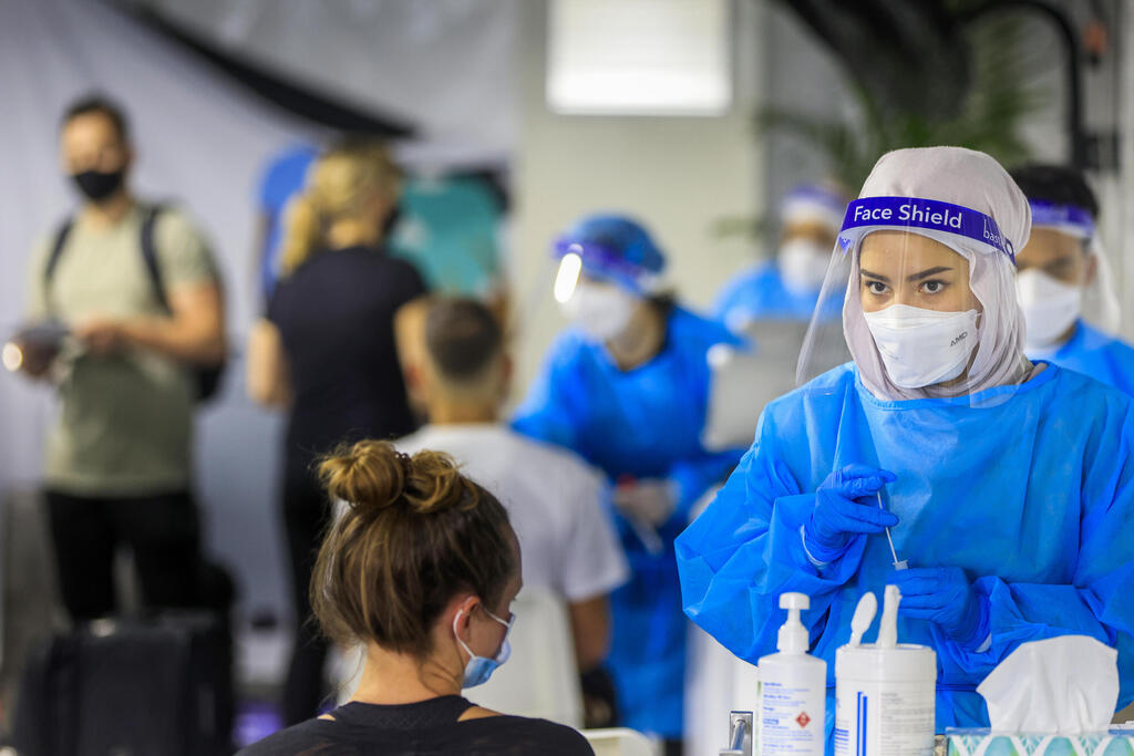 A COVID testing center in Australia's Sydney Airport (Photo: Getty Images) בדיקות קורונה ב נמל התעופה הבינלאומי ב סידני ניו סאות' וויילס אוסטרליה