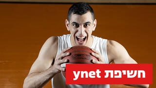 נועם דוברת