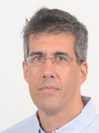 ד"ר דורון מצא