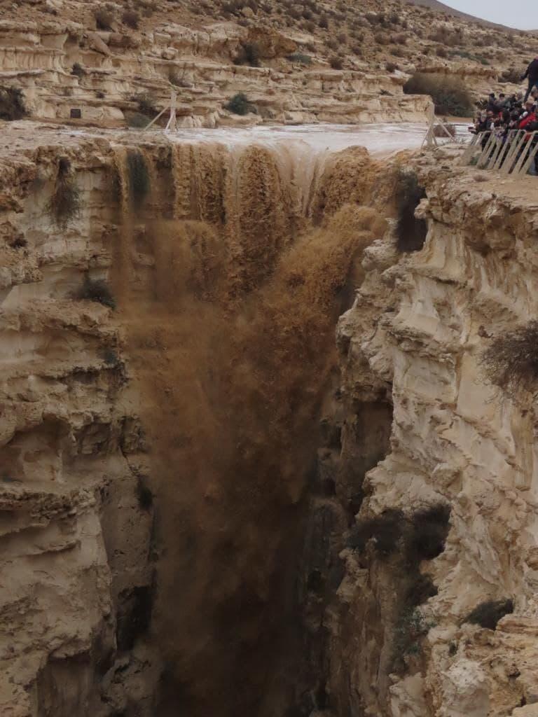 המפל בעין מעריף, הבוקר (צילום: עמיר בן דוד) עין מעריף
