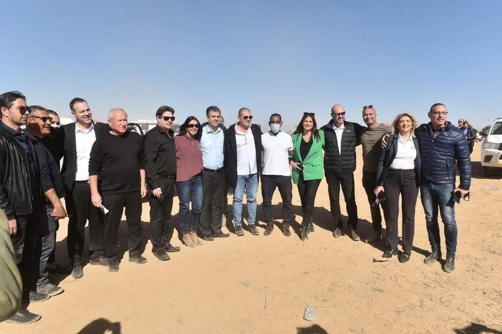 גולדשטיין והח"כים. "לא עוזב את קק"ל בשנים הקרובות" ישראל גולדשטיין עם חברי הכנסת מהליכוד