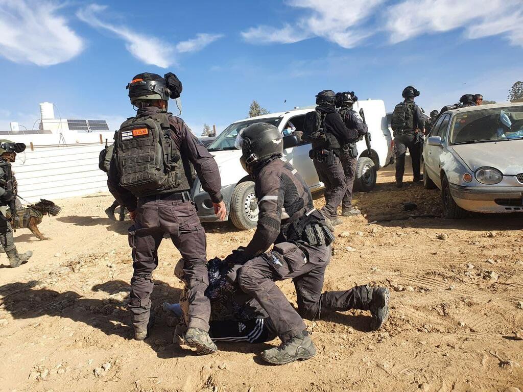 צילום: אילנה קוריאל הפרות סדר עם חידוש הנטיעות סמוך למולדה