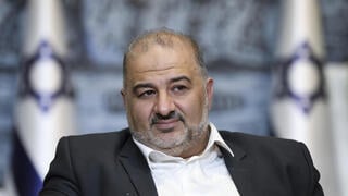 מנסור עבאס