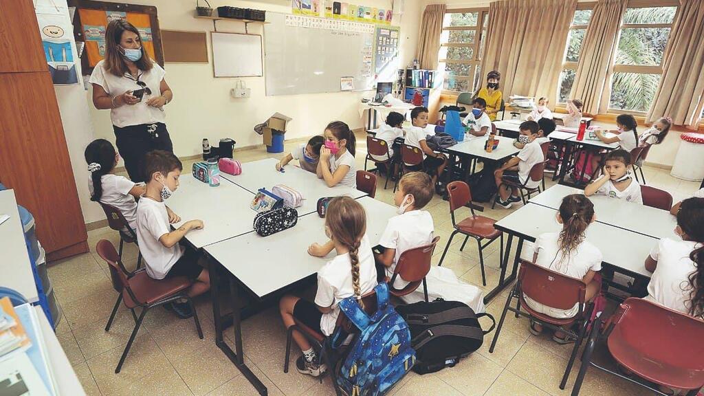 Elementary school students in Givat Ada regional Council (Photo: Elad Gershgoren) בדיקות במקום בידודים - תלמידי בית ספר יסודי בגבעת עדה