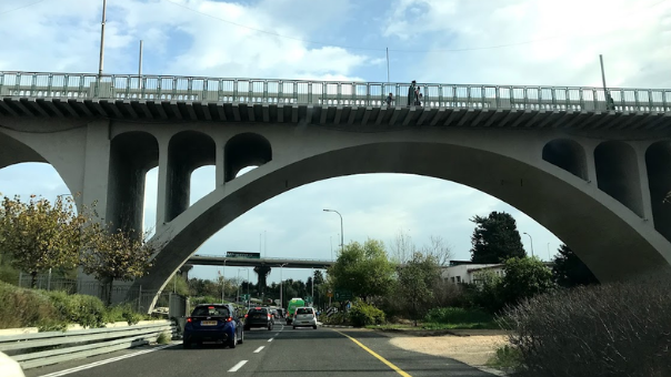 Death bridge. Мост в Израиле. Мост в Хайфе около университета.