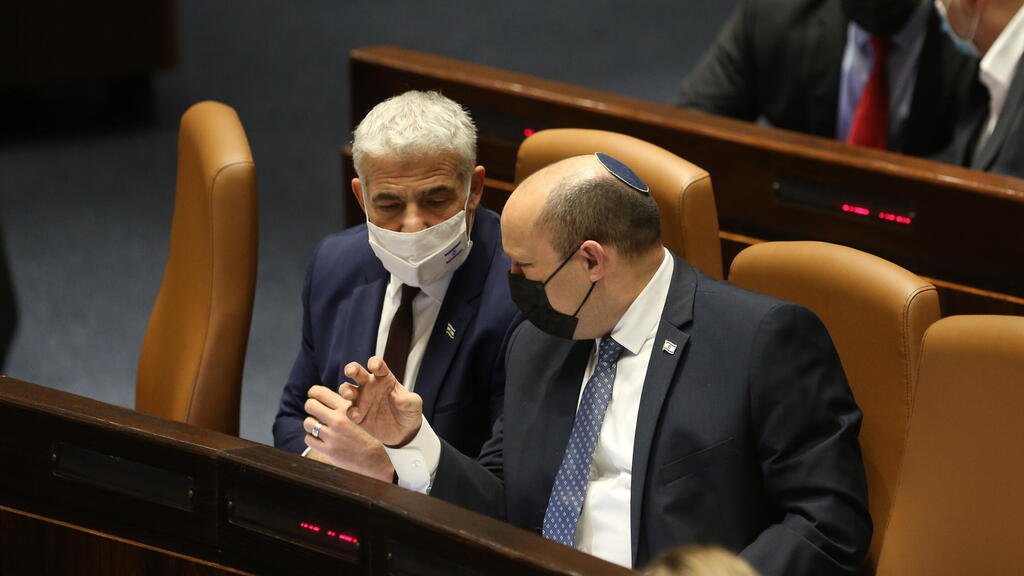 שר האוצר יאיר לפיד ורוה"מ נפתלי בנט 