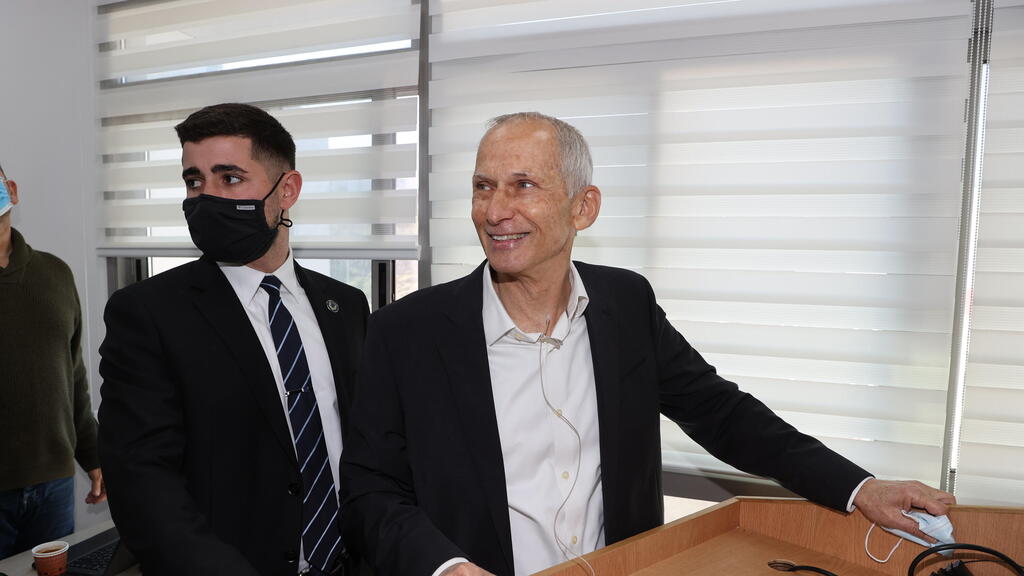 עמר בר לב בועדת החקירה לבריחת האסירים מכלא גלבוע