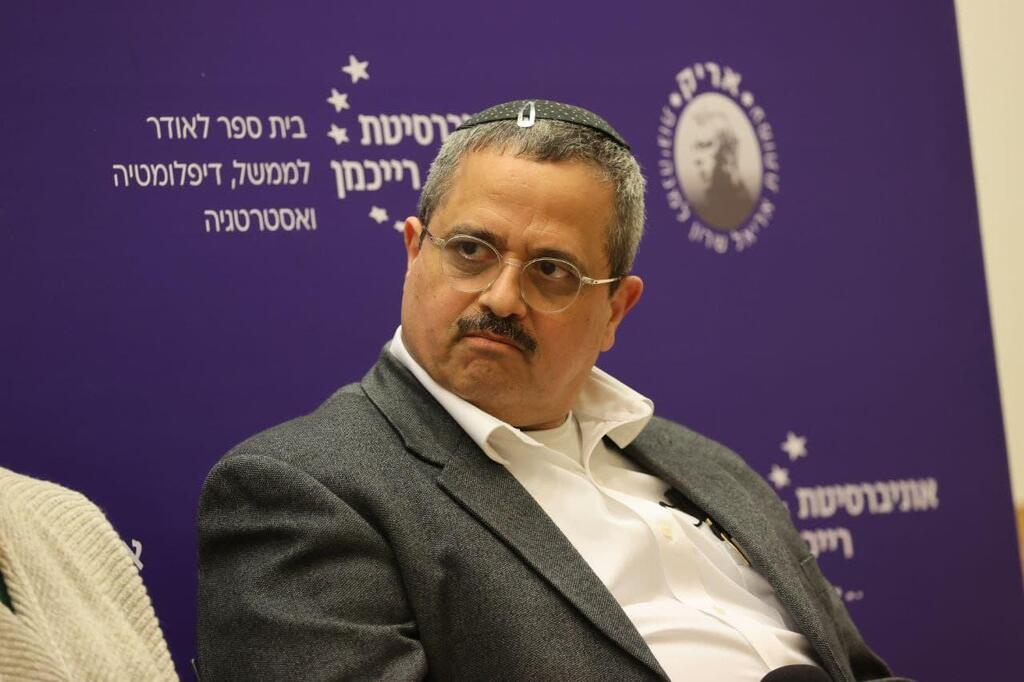 רוני אלשיך. מקום מכובד ברשימת הדמונים של הביביסטים (צילום: מוטי קמחי ) רוני אלשיך