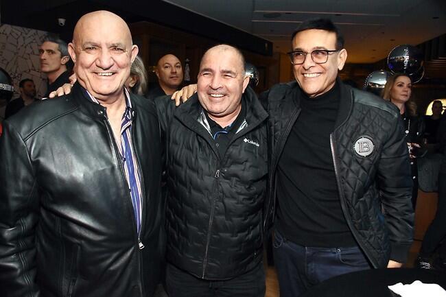 חוגג עם החבר'ה