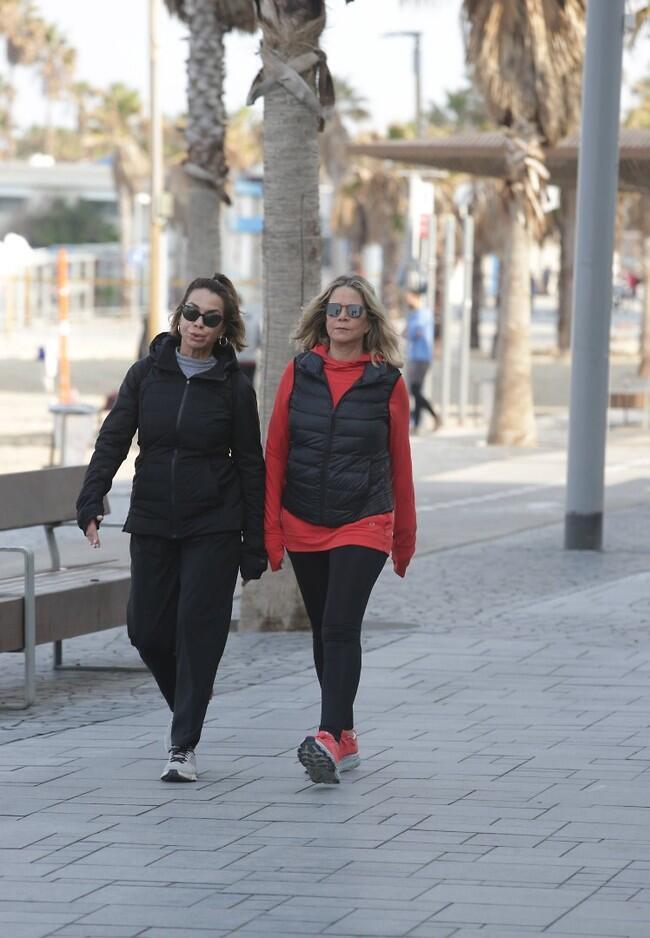 חברת הכנסת לשעבר פותחת את היום. מיקי חיימוביץ' (צילום: מוטי לבטון) חברת הכנסת לשעבר פותחת את היום. מיקי חיימוביץ'