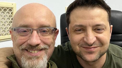 ציוץ של  אולכסיי רזניקוב וולודימיר זלנסקי במהלך הלחימה