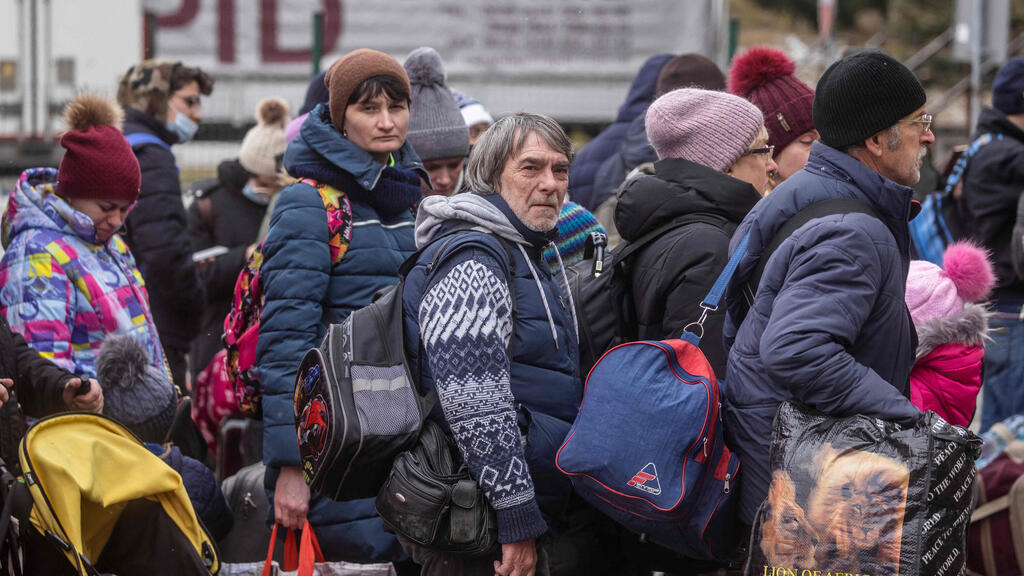 Фото беженцев в автобусе