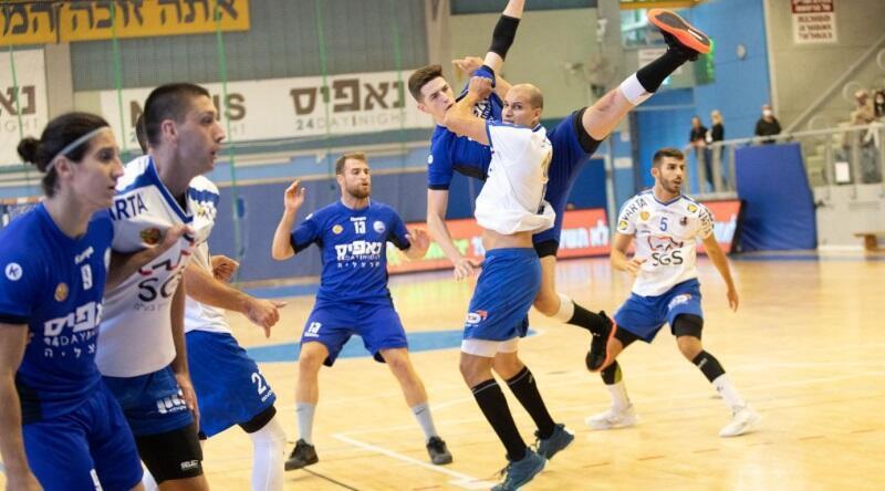 רמת השרון מול הרצליה (דליה נבעה) רמת השרון מול הרצליה